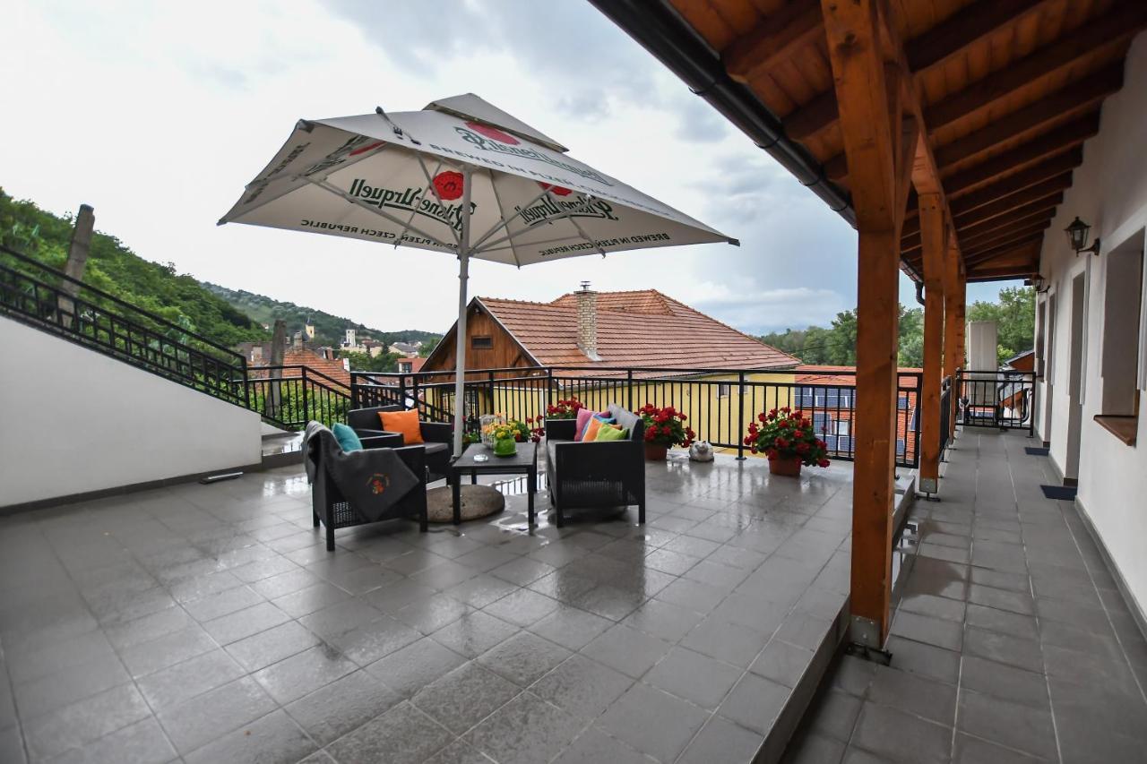 E-Vasko Panzio Borpince Bed & Breakfast Tokaj Bagian luar foto