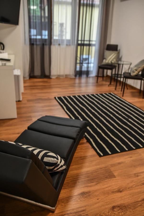 E-Vasko Panzio Borpince Bed & Breakfast Tokaj Bagian luar foto